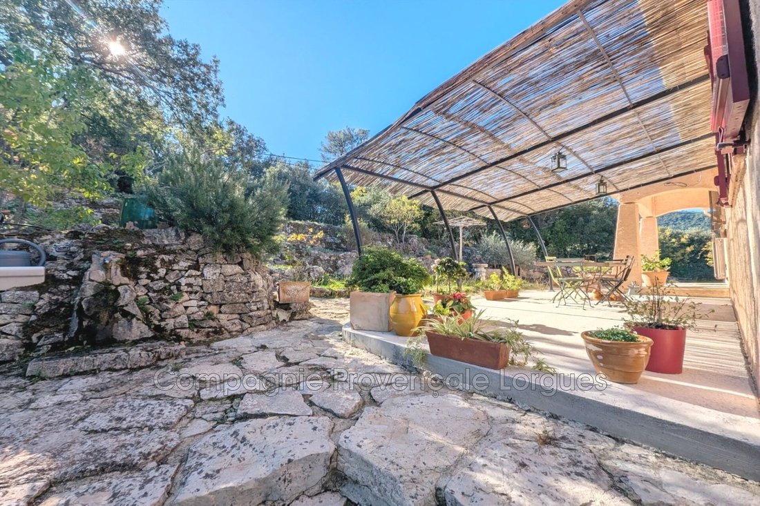 Villa in Solliès-Toucas, Provence-Alpes-Côte d'Azur, France 3 - 16905204