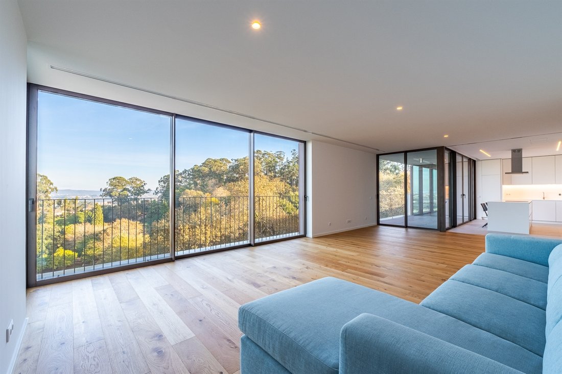 Apartment in Mafamude e Vilar do Paraiso, Porto District, Portugal 1 - 16906164