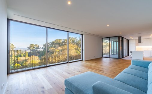 Apartment in Mafamude e Vilar do Paraiso, Porto District, Portugal 1