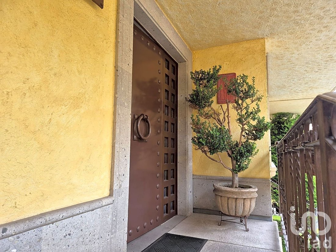 House in Santa Catarina Yecahuitzotl, Mexico City, Mexico 3 - 16910452