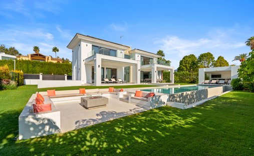 Villa in La Quinta, Benahavis, Andalusia 1