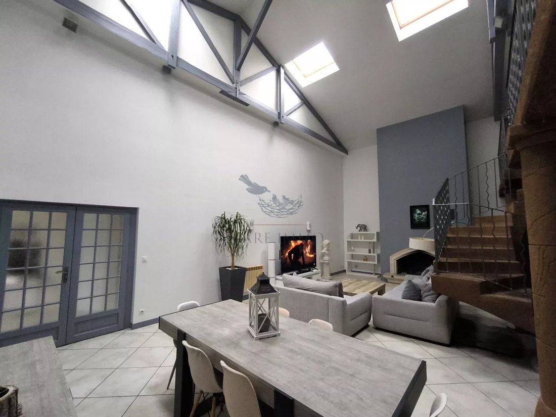 Estate in Pouilly-le-Monial, Porte des Pierres Dorees, France 4 - 16880059