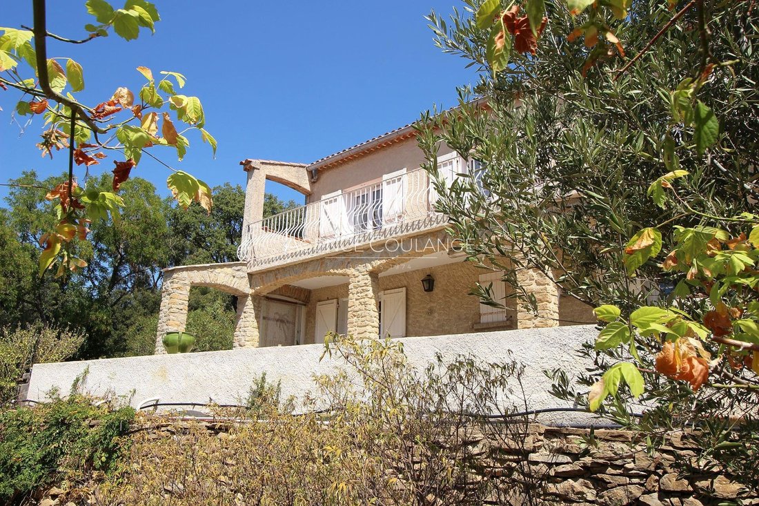 Villa in Saint-Cyr-sur-Mer, Provence-Alpes-Côte d'Azur, France 3 - 16908955