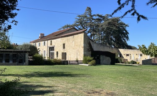 Château Vic Fezensac 503.14 Sqm 9 Rooms