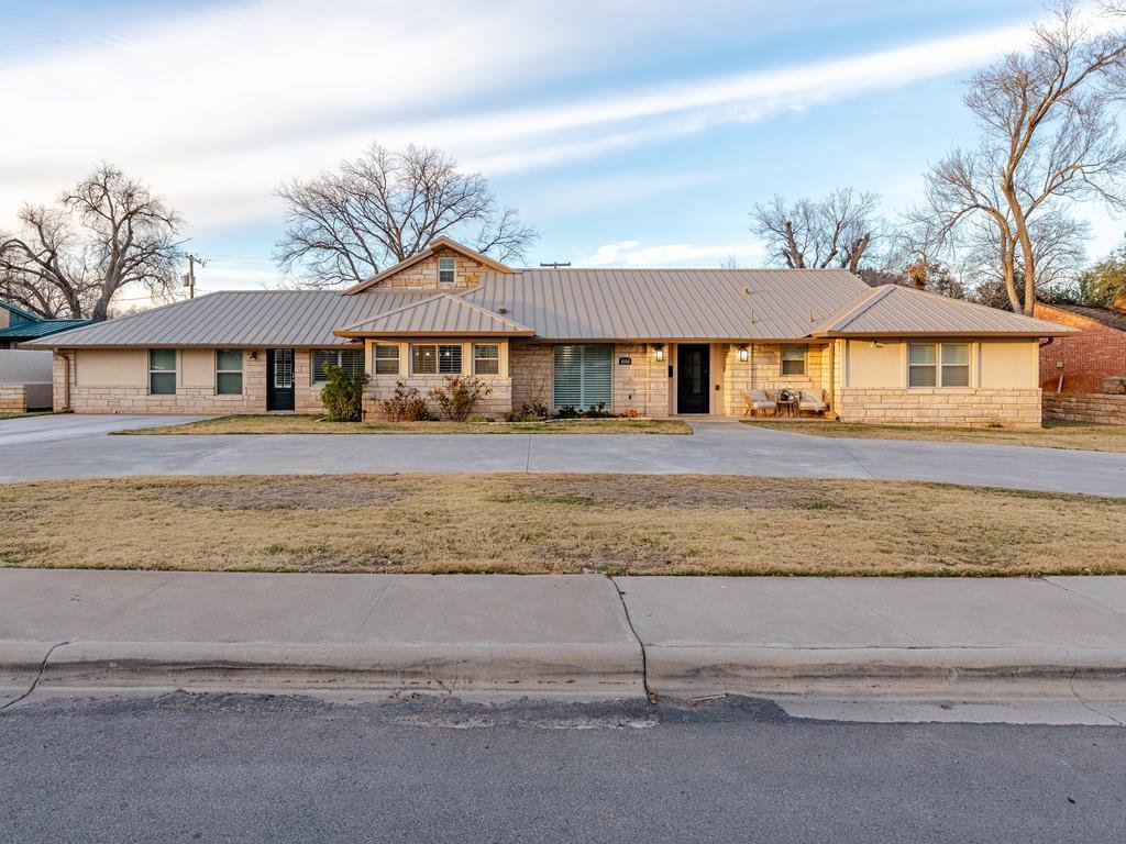 House in Midland, Texas, United States 1 - 16911696
