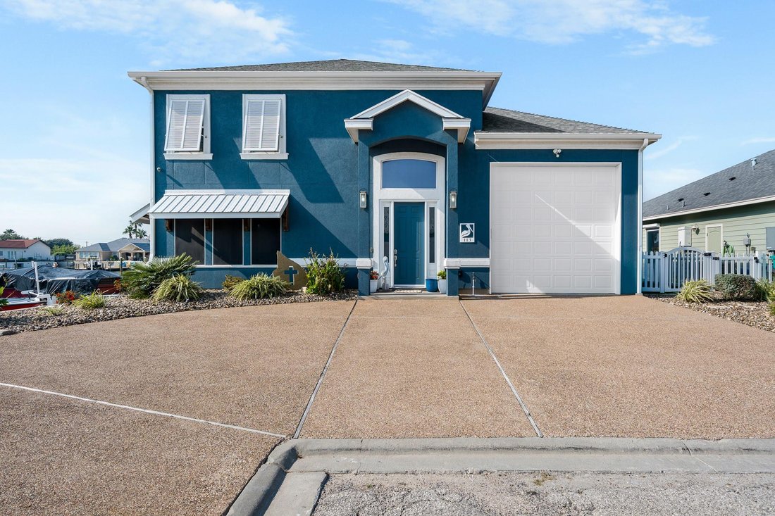 House in Aransas Pass, Texas, United States 1 - 16590796