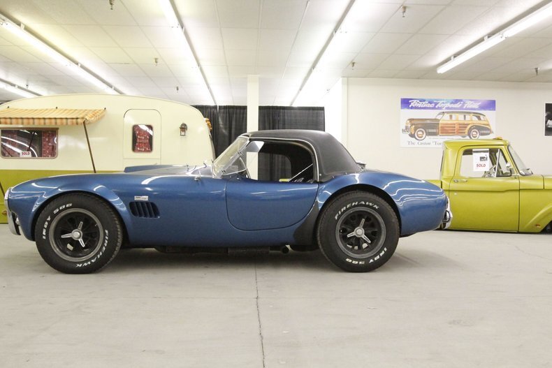 Cabriolet in Morgantown, United States 3 - 16908709