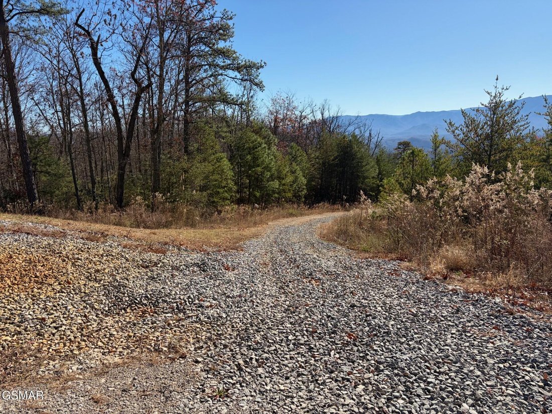 Land in Sevierville, Tennessee, United States 2 - 16912401