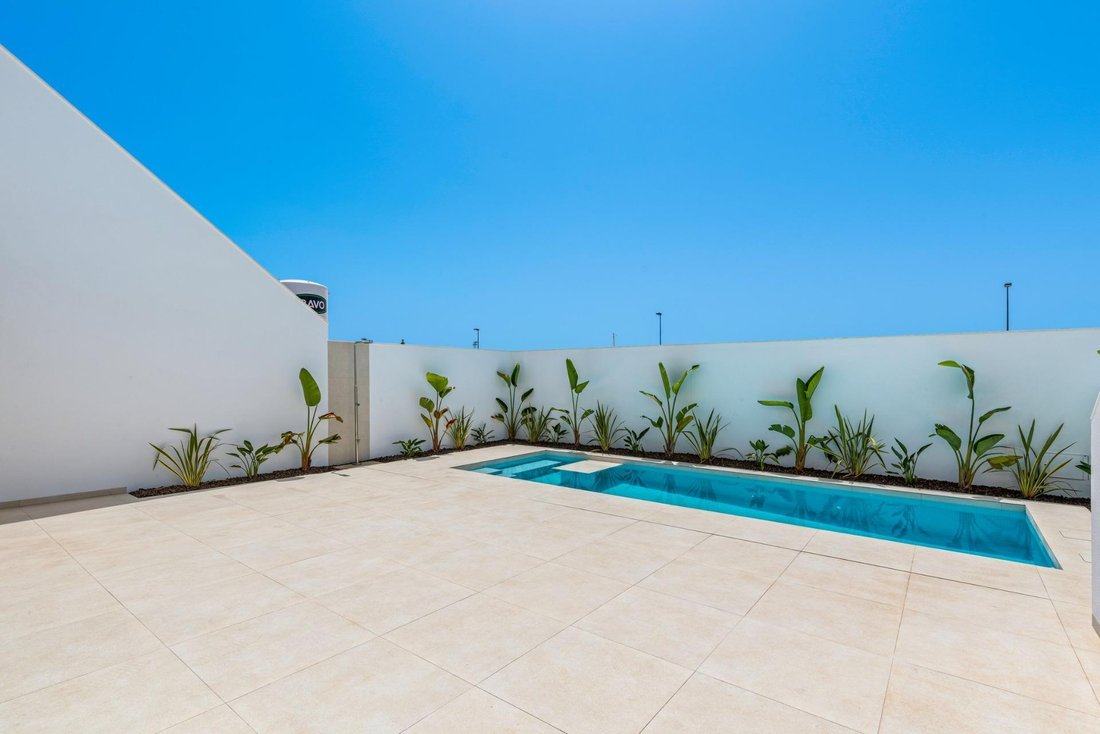 Villa in Los Alcazares, Región de Murcia, Spain 5 - 16912366