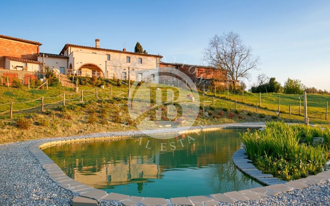 Villa in Center, Cerreto Guidi, Tuscany 2 - 16904685