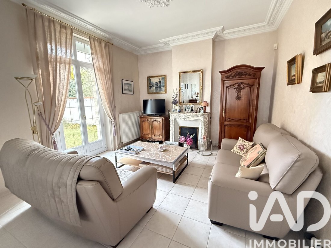 Maison à Compiègne, Hauts-de-France, France 2 - 16906055