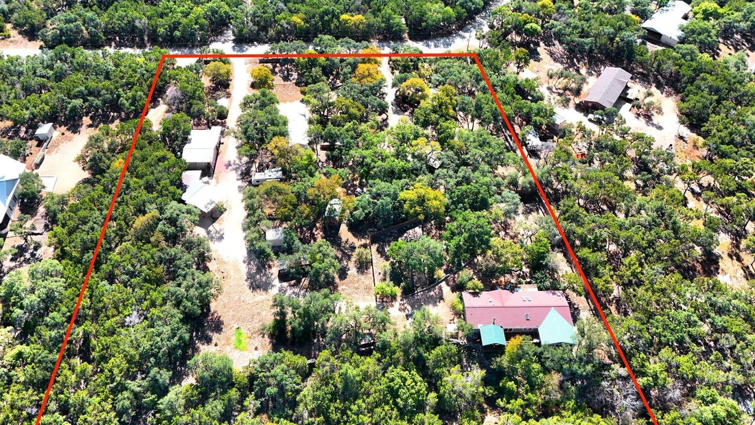 Wimberley, Texas, United States 1 - 16758230