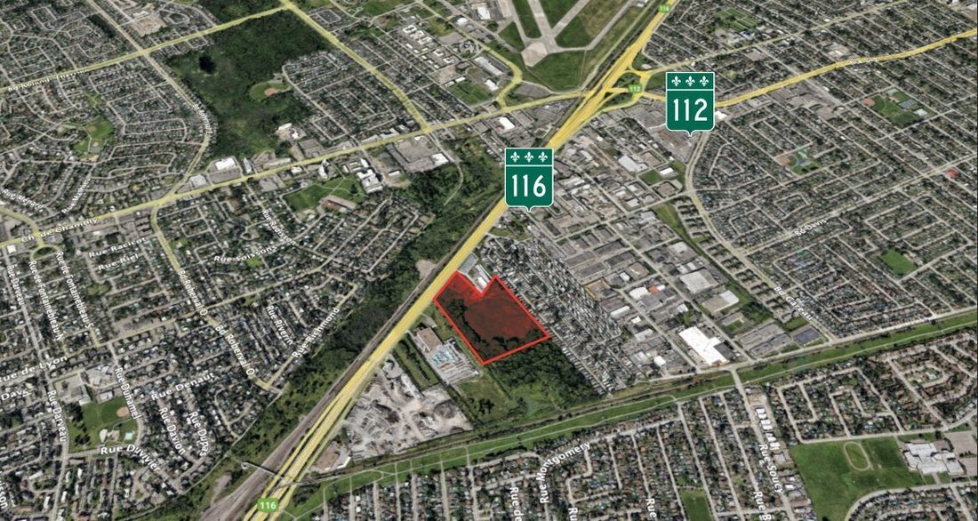 Land in Longueuil, Quebec, Canada 1 - 15465224