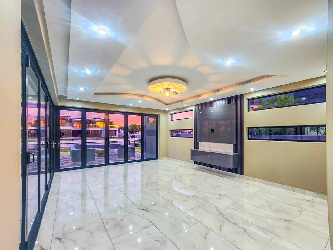 House in Hartbeespoort, North West, South Africa 4 - 15127633