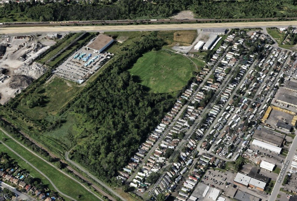 Land in Longueuil, Quebec, Canada 5 - 15465224