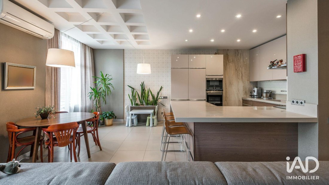 Apartment in Saint-Germain-en-Laye, Ile-de-France, France 1 - 16905959