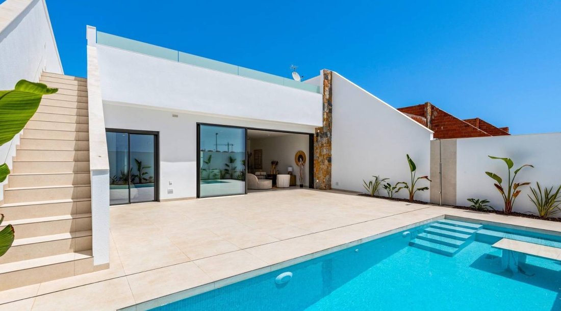 Villa in Los Alcazares, Región de Murcia, Spain 3 - 16911472