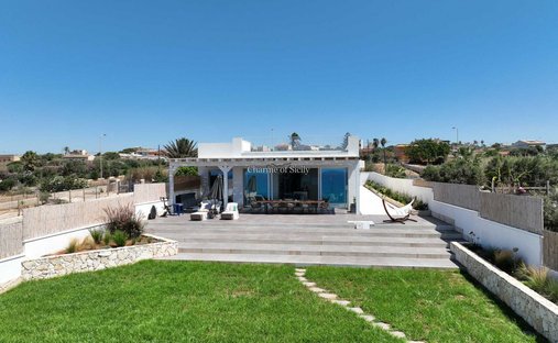 Villa in Scicli, Sizilien, Italien 1