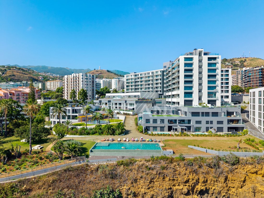 Apartment in Sao Martinho, Madeira, Portugal 2 - 16912478
