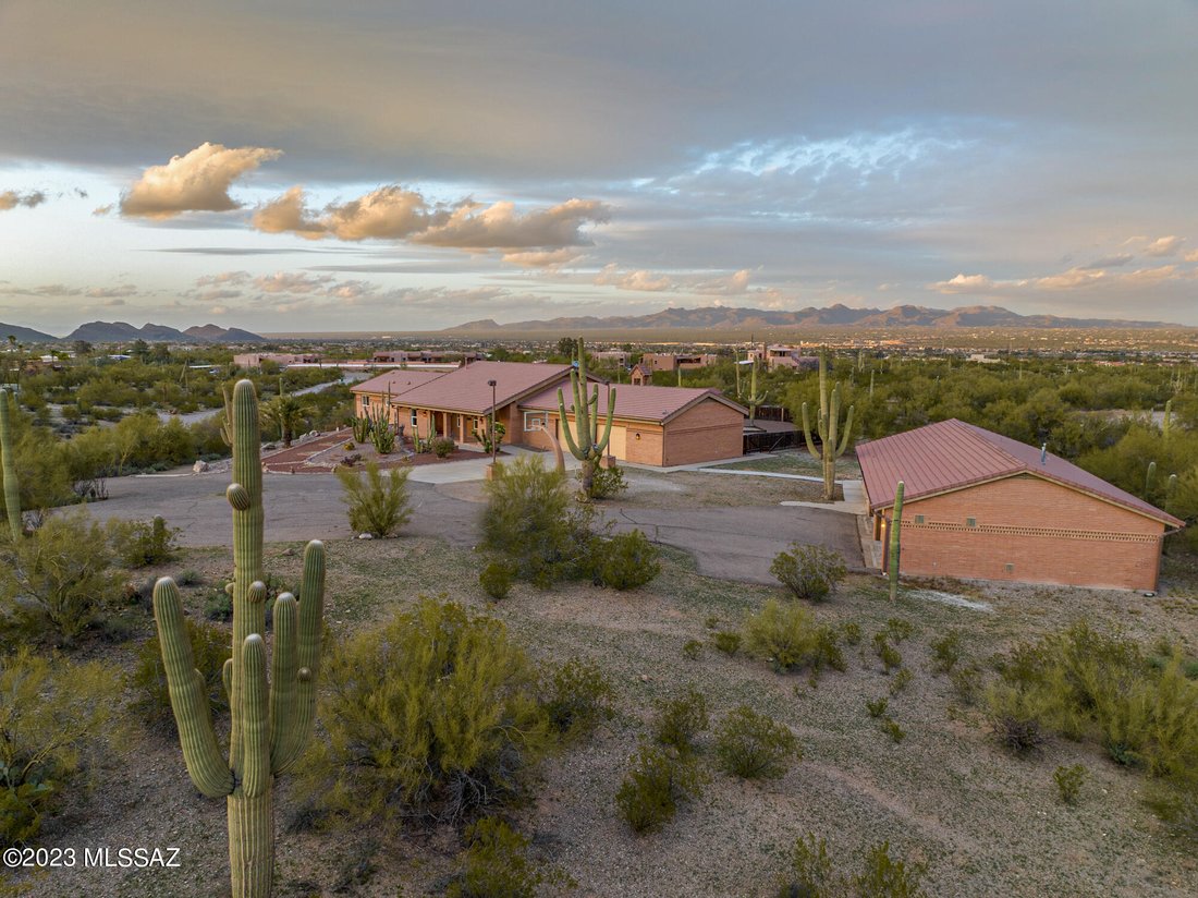 House in Tucson, Arizona, United States 1 - 16907820
