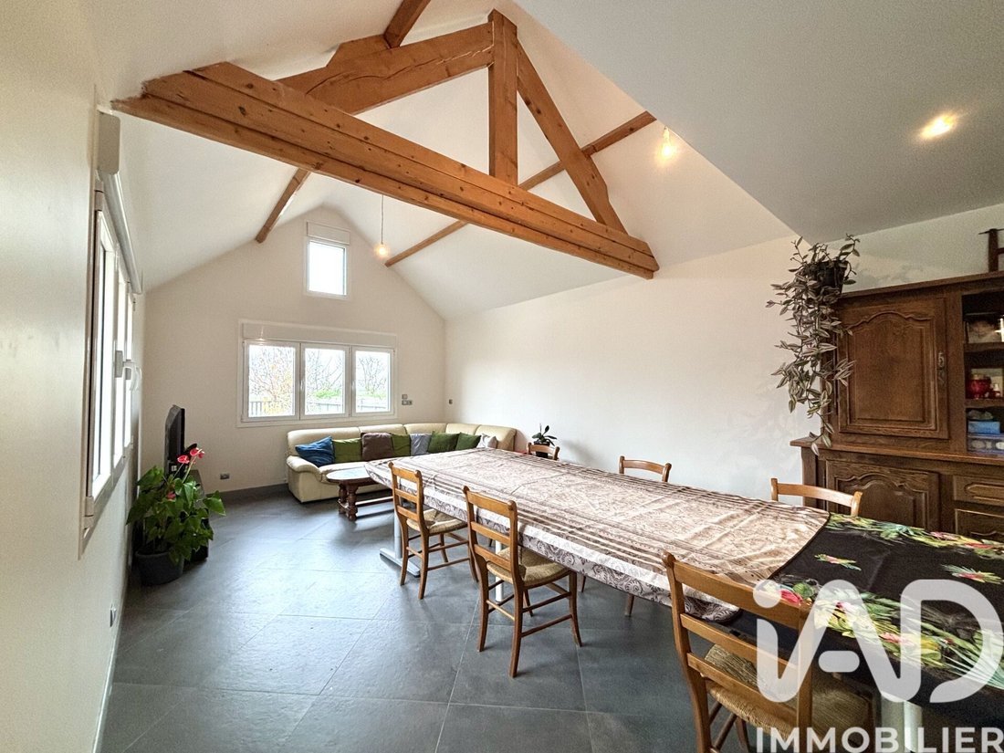 House in Langevin, Saint-Cyr-l'Ecole, France 2 - 16905962