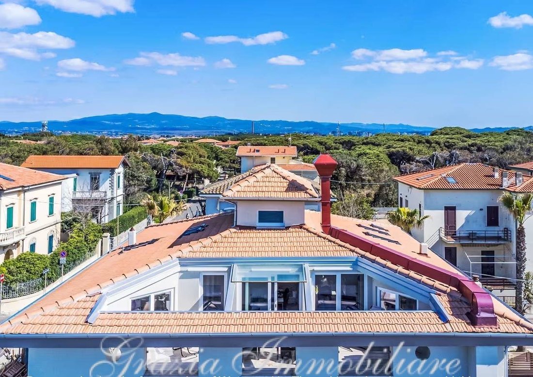 Apartment in Cecina Centro, Cecina, Tuscany 1 - 16696888