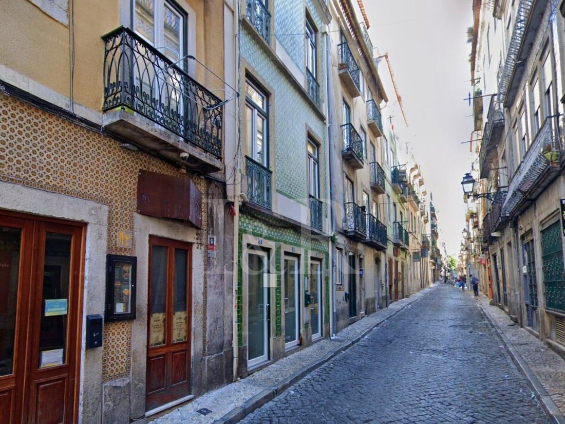 Apartment in Misericordia, Lisbon, Portugal 1 - 16909248