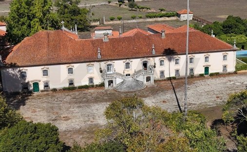 Farm Ranch in Arcos e Mogofores, Aveiro District, Portugal 1