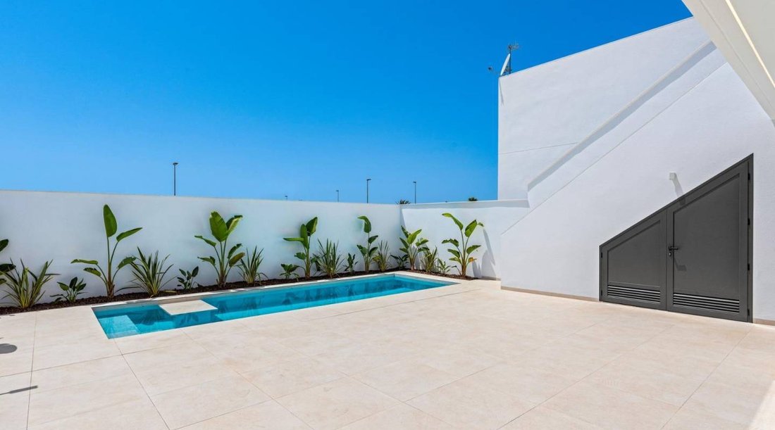 Villa in Los Alcazares, Región de Murcia, Spain 4 - 16911472