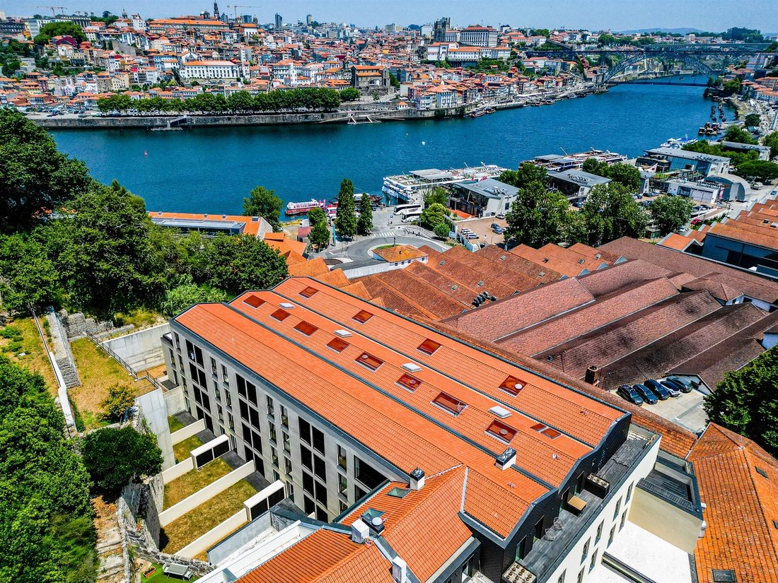 Apartment in Santa Marinha e Sao Pedro da Afurada, Porto District, Portugal 2 - 14809539