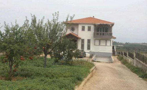 Haus in Community of Ancient Corinth, Peloponnese, Western Greece and the Ionian, Griechenland 1