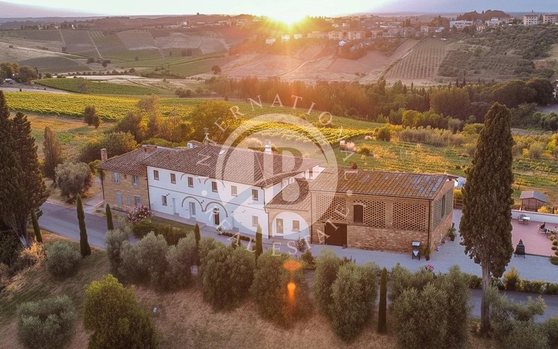 Villa in Center, Cerreto Guidi, Tuscany 4 - 16904685