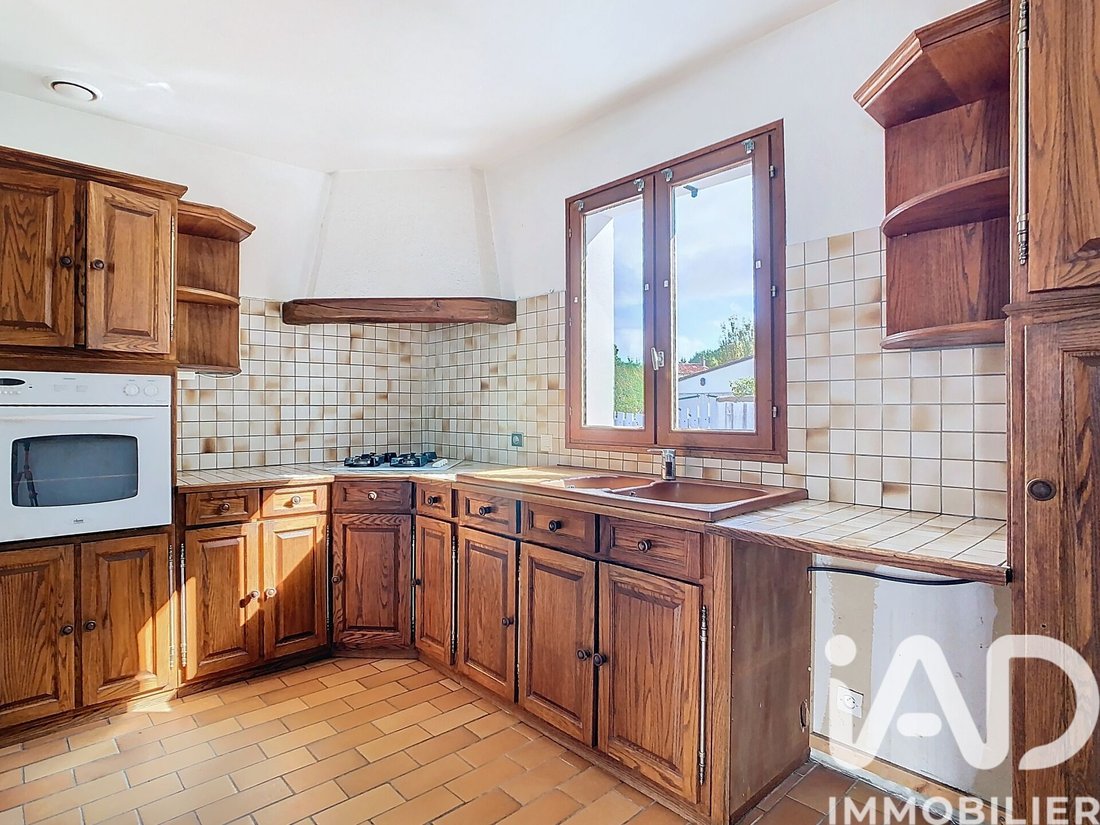 House in La Couarde-sur-Mer, Nouvelle-Aquitaine, France 2 - 16906028
