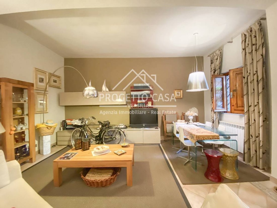 House in Lungomare, Viareggio, Tuscany 3 - 16110052