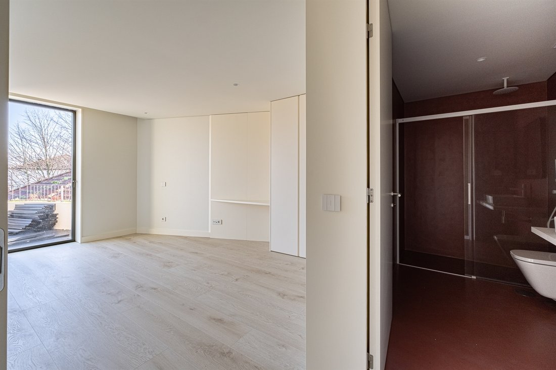 Apartment in Santa Marinha e Sao Pedro da Afurada, Porto District, Portugal 3 - 16906249