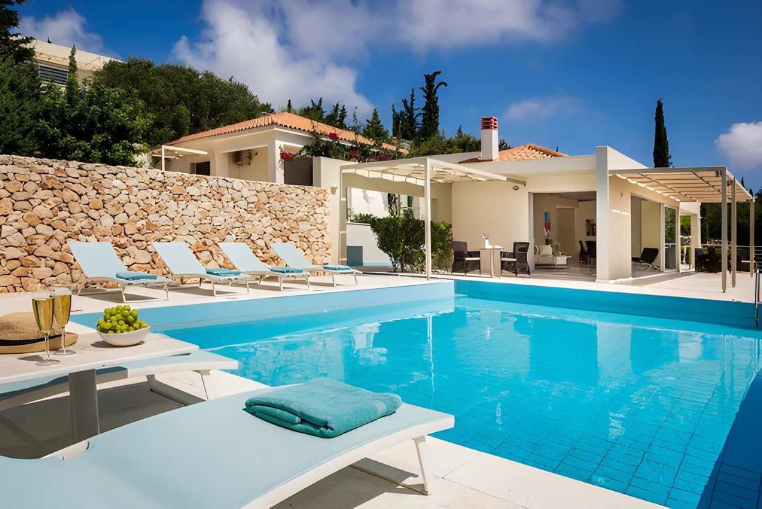 Villa in Argostoli, Peloponnese, Western Greece and the Ionian, Greece 1 - 16913050