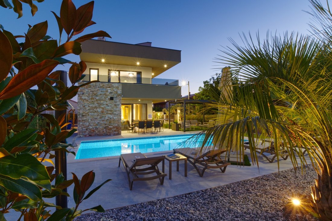 Villa in Marcana, Istria County, Croatia 2 - 16909945