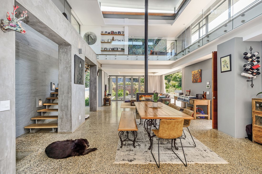 House in Constantia Heights, Cape Town, Western Cape 2 - 16914809