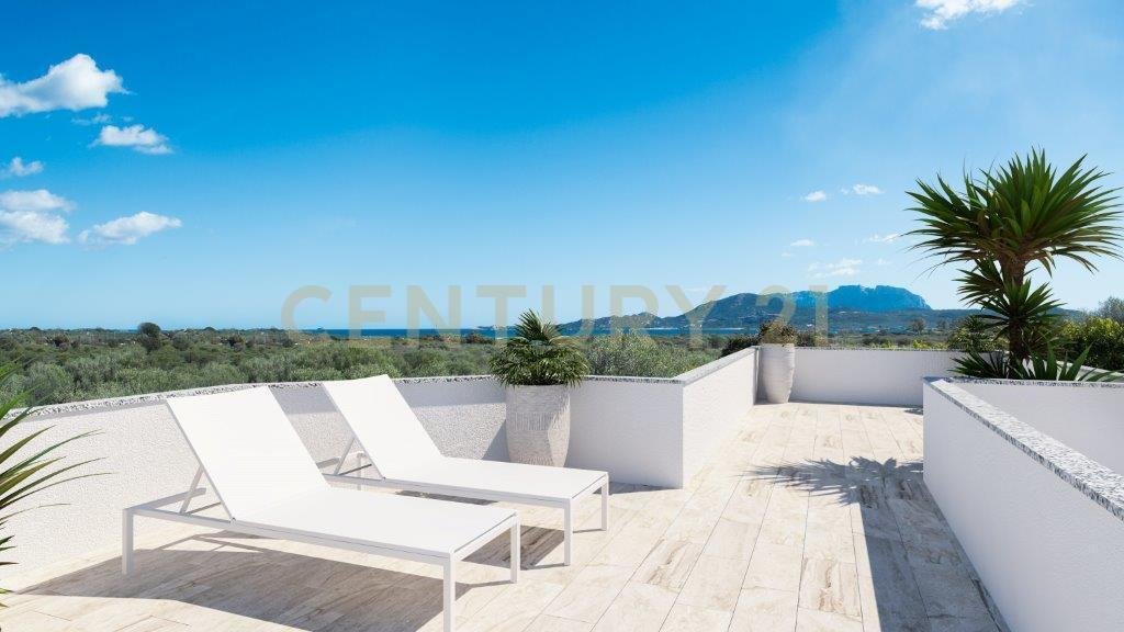 Villa in Aldo Moro Avenue, Olbia, Italy 5 - 16915087