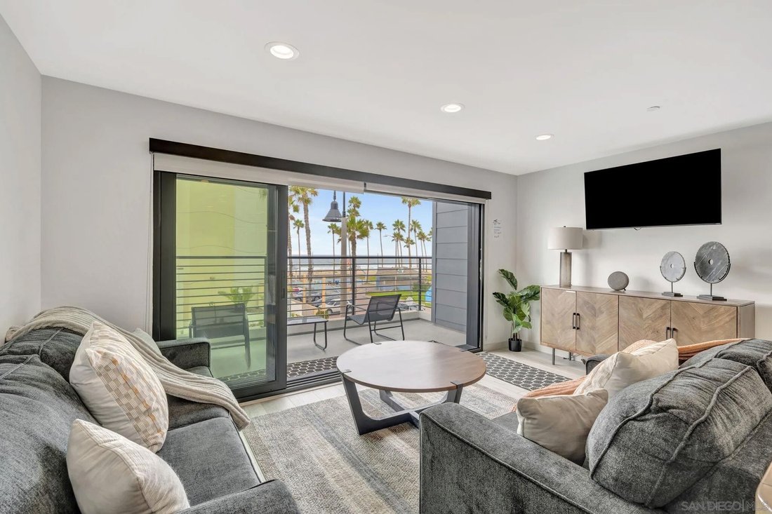 Condo in Imperial Beach, California, United States 3 - 16914983