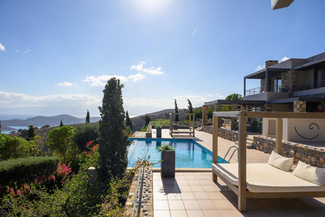 Villa in Community of Fourni, Neapoli Municipal Unit, Greece 3 - 16915171