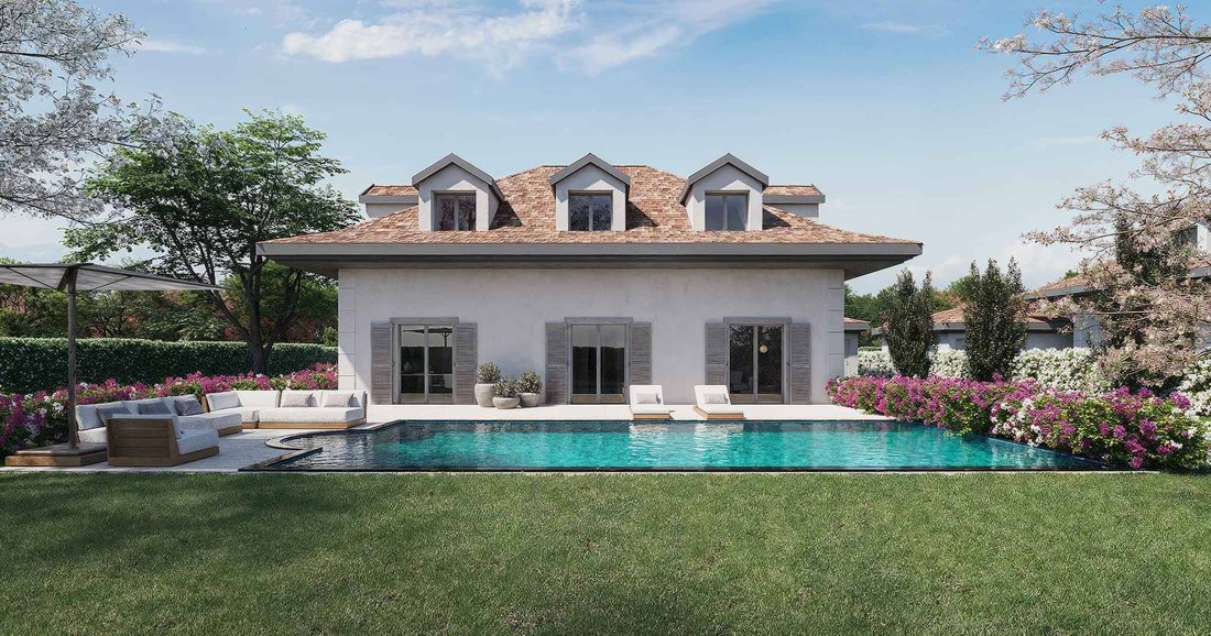 Luxury Villas On The Second Line Of The Lake – Villa A