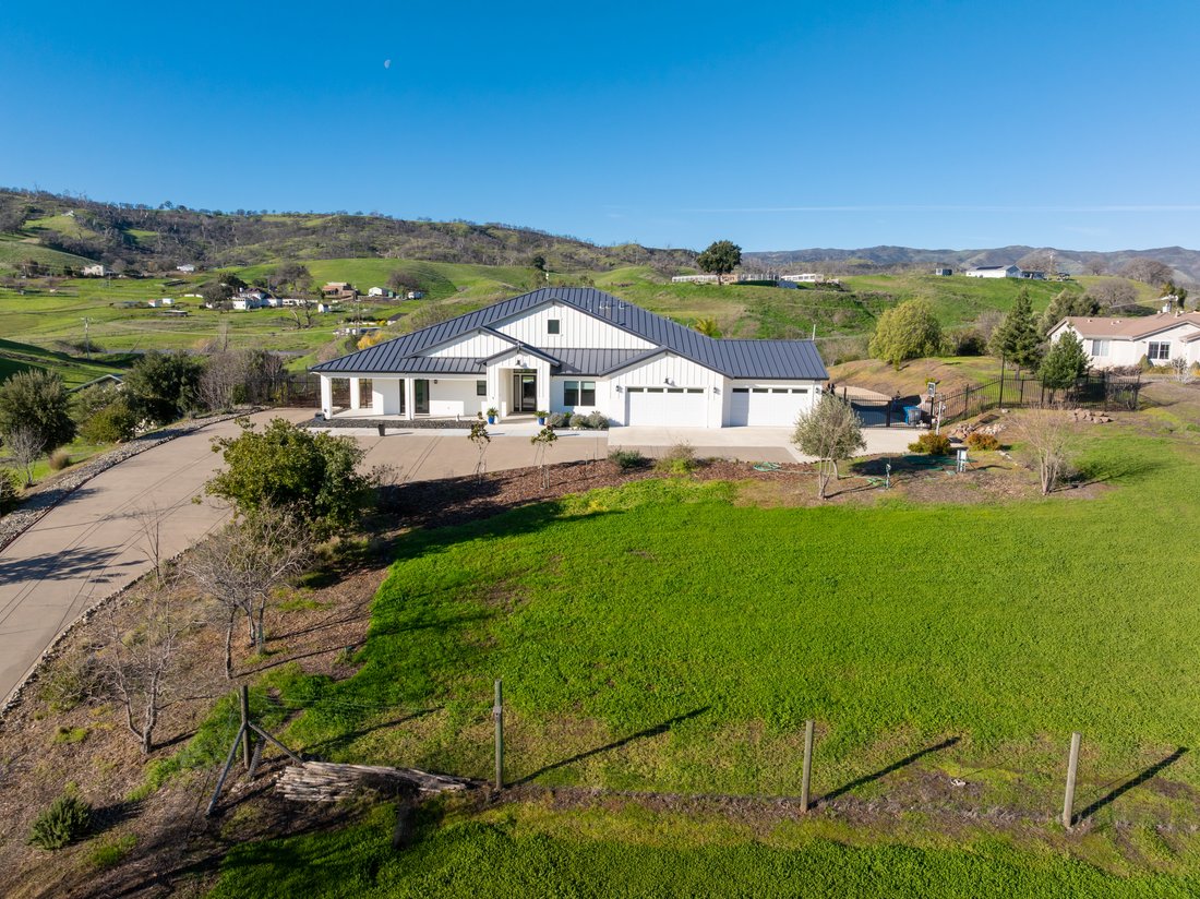 Estate in Vacaville, California, United States 2 - 16673721