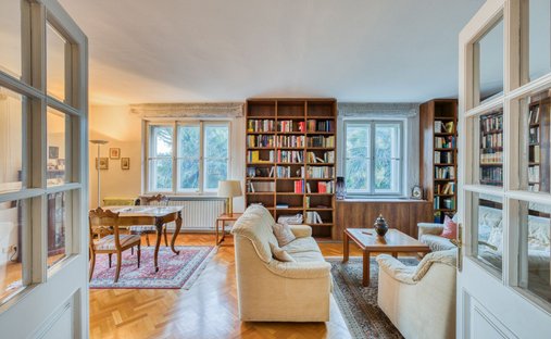 Villa a Caldaro sulla Strada del Vino, Trentino-Alto Adige, Italia 1