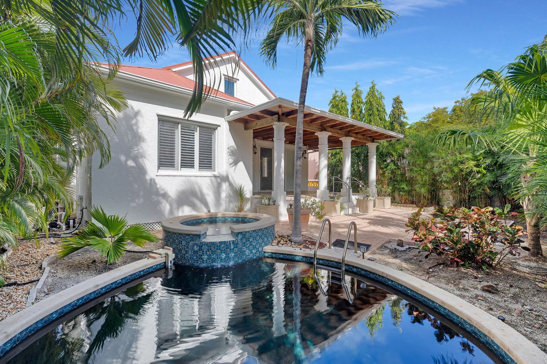 House in Key West, Florida, United States 5 - 16915366