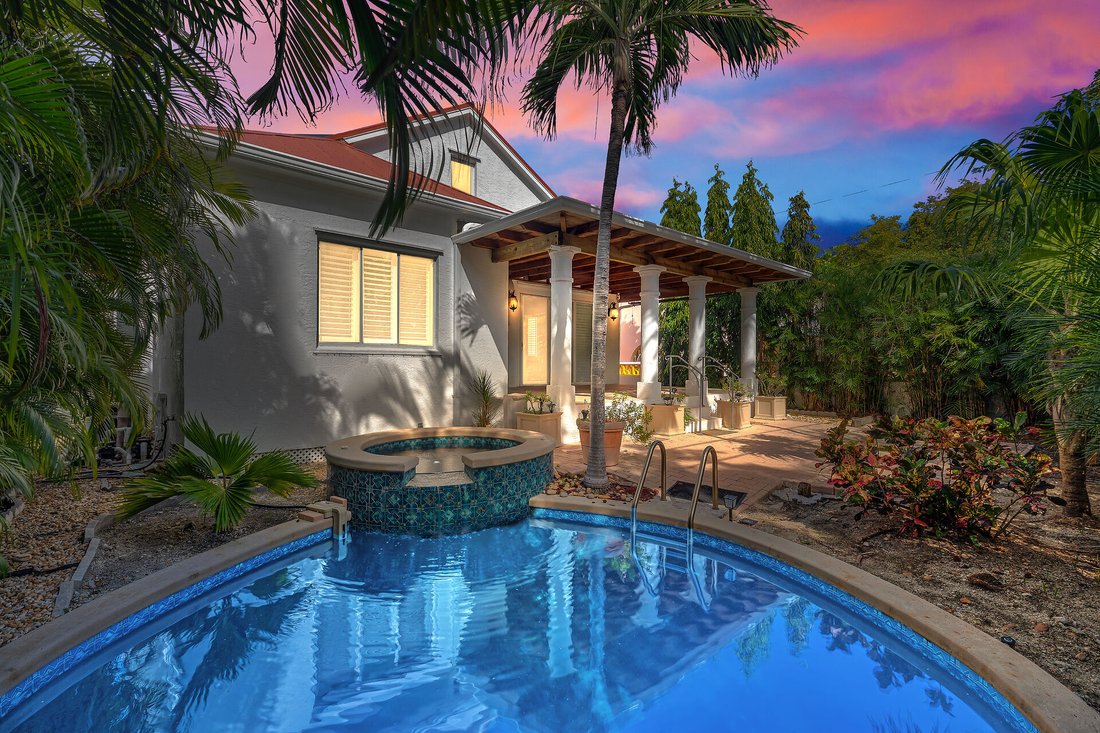 House in Key West, Florida, United States 1 - 16915366