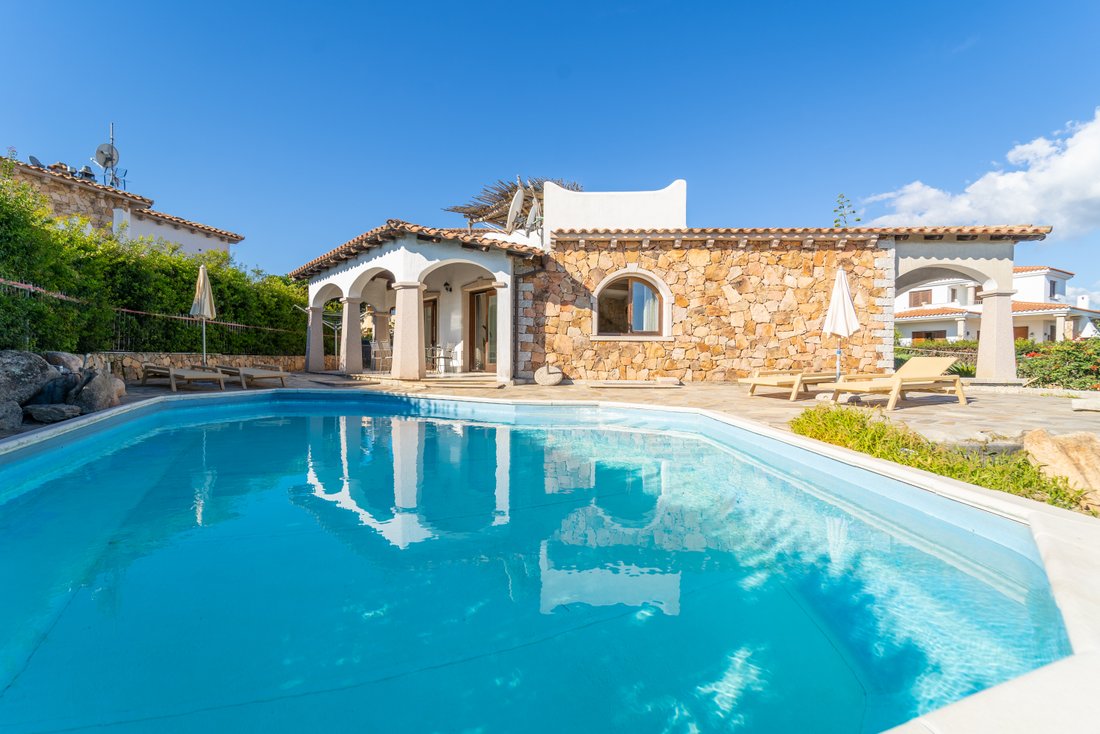 Villa in Olbia, Sardinia, Italy 1 - 16916209