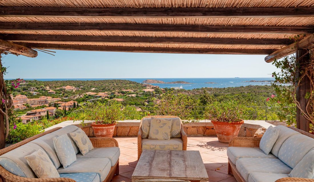 Villa in Marina di Porto Cervo, Porto Cervo, Italy 1 - 16915940