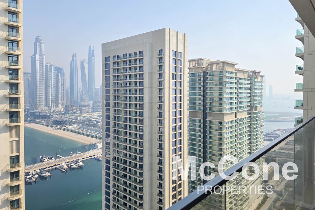 Apartment in Dubai Harbour, Dubai, United Arab Emirates 1 - 16915619