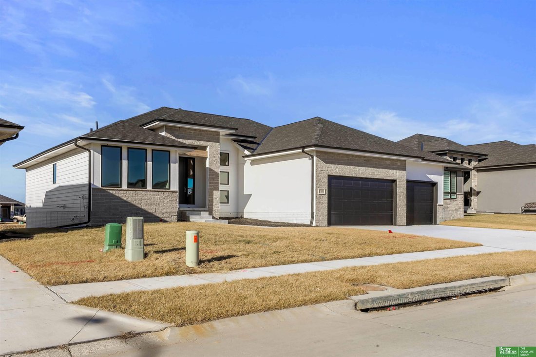 House in Omaha, Nebraska, United States 2 - 15987615